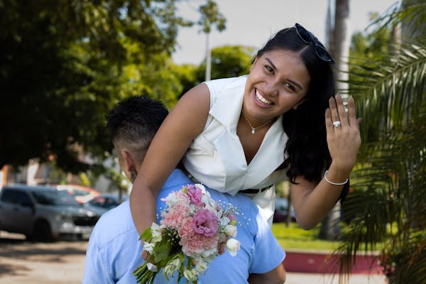 القصائد الغزلية: فن وإبداع